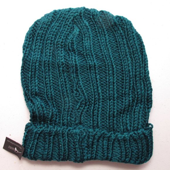 Luxury Soft Knitted Beanies Pink, Green and Red #5. Your choice on color!!!! - Picture 4 of 4